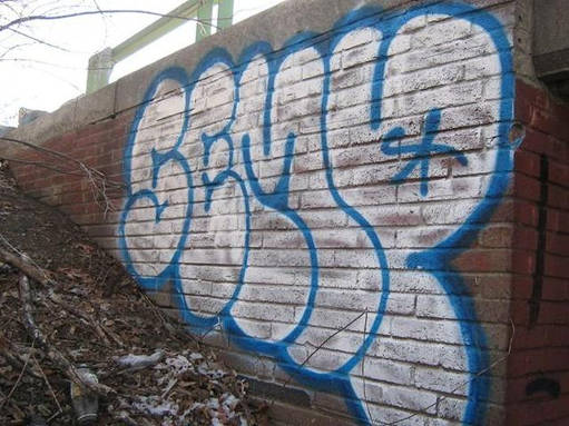 Trahi par Instagram 03-511