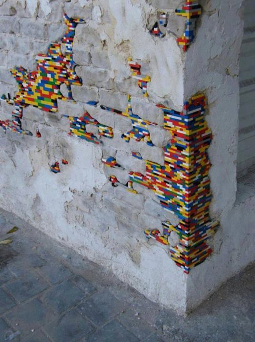 Bricks. Art: Dector & Dupuy