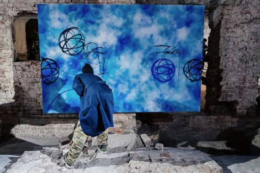 More infos. Artwork: Futura 2000.